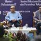 Suasana diskusi yang dihadiri Dirjen Perkeretaapian Zulkifli (kiri), Direktur Operasi II PT Waskita Karya Wirya Adyana (tengah) dan Dirjen Bina Konstruksi Nyoman Syarif Burhanudin (kanan) di Jakarta, Kamis (22/2). ( Liputan6.com/Angga Yuniar)