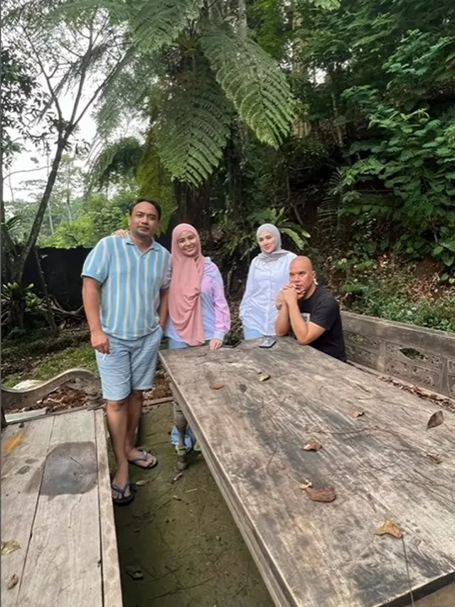 Potret keluarga Meisya Siregar dan Ahmad Dhani (Sumber: Instagram/meisya_siregar dan Instagram/bebi_romeo)