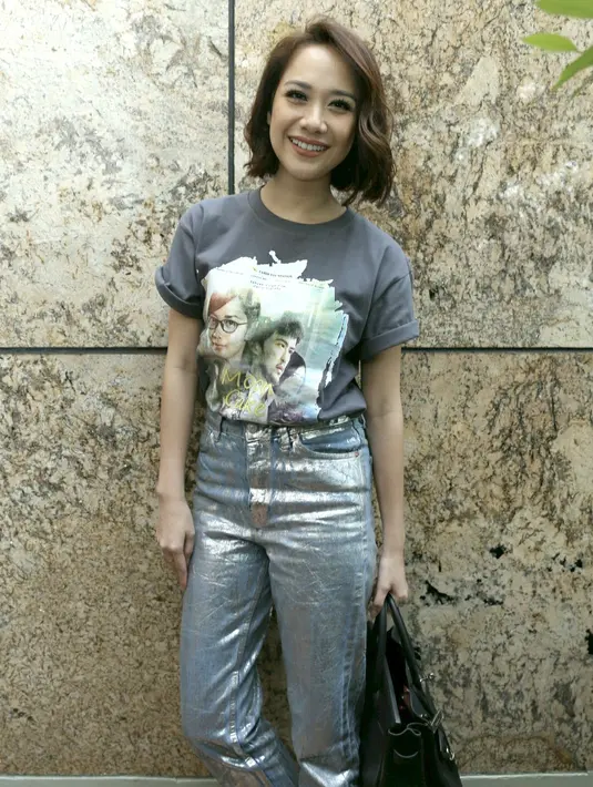 "Yang pasti peran saya sebagai Asih. Senang bisa menjadi bagian yang film nafasnya berbeda. Saya senang (terlibat) dan favorit director adalah Garin Nugroho," ujar Bunga Citra Lestari. (Galih W. Satria/Bintang.com)