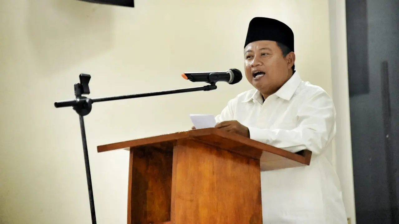 Uu Ruzhanul Ulum