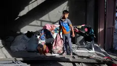 Tangis Anak Gaza, Terpaksa Hancurkan Layangan Kesayangan karena Israel