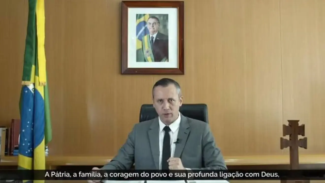 Roberto Alvim, menteri kebudayaan Brasil yang dipecat karena mengutip isi pidato dari politisi Nazi.
