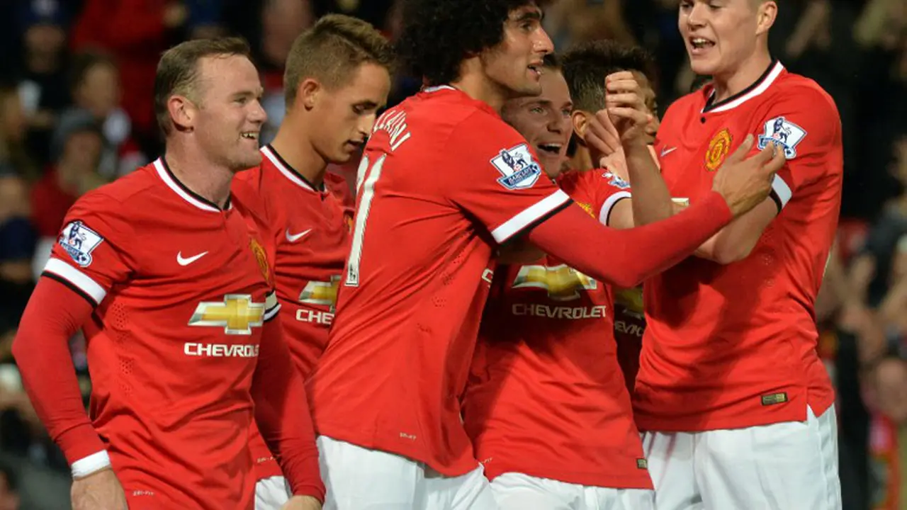 Marouane Fellaini cetak gol kemenangan MU