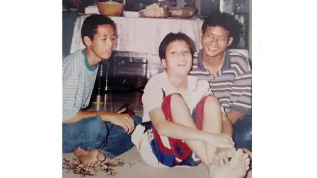 Disebut Mirip Justin Bieber, Ini 6 Foto Masa Kecil Dikta Yovie & Nuno