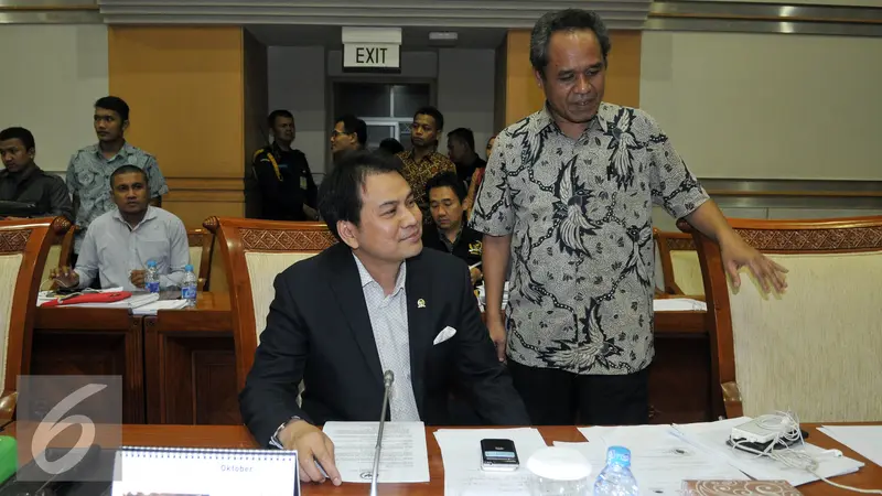 20151201-KOMISI-III-RAPAT-PLENO-BAHAS-CAPIM-KPK-Aziz Syamsuddin -JT5