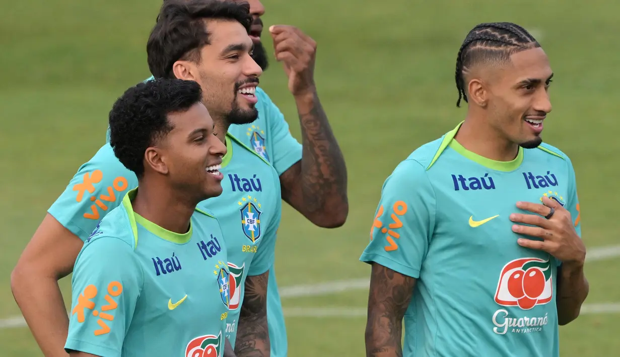 Latihan ini persiapan menjelang pertandingan sepak bola kualifikasi Piala Dunia 2026 melawan Chile dan Peru. (Nelson ALMEIDA/AFP)