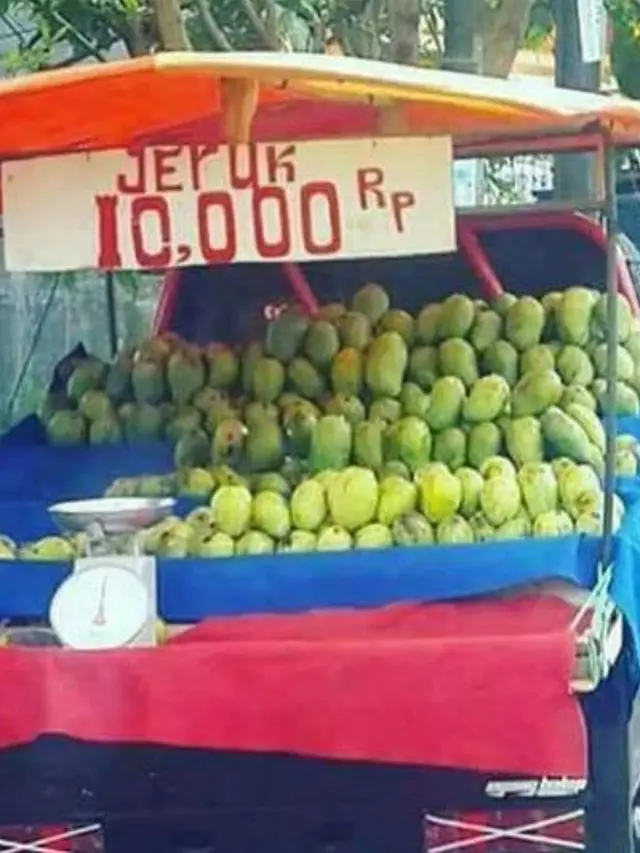 6 Cara Promosi Penjual Mangga Ini Nyeleneh Banget