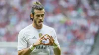 8. Posisi asli Gareth Bale adalah bek kiri, tapi saat bermain di Tottenham Hostpur kemampuannya meningkat dan semakin cemerlang setelah berpindah posisi sebagai gelandang serang. (Reuters) 