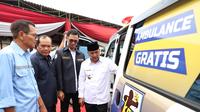 PT Marga Bara Jaya, perusahaan yang bergerak di bidang infrastruktur dan logistik, menyumbang satu unit mobil ambulans gratis bagi masyarakat Bayung Lencir, Musi Banyuasin, Sumatera Selatan. (Dok. Raka/Pemkab Muba)