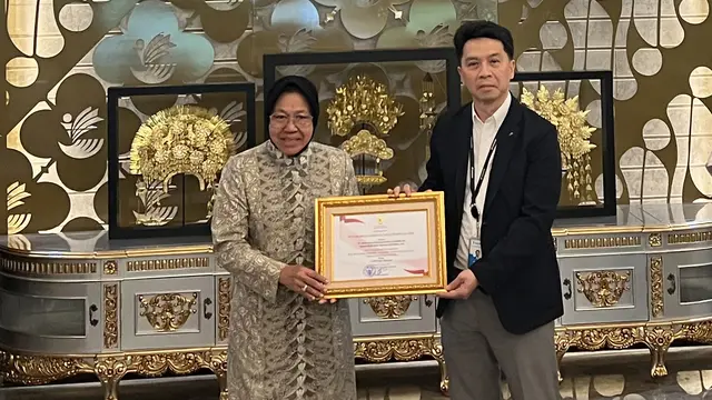 DAIKIN dan BenihBaik.com Temui Mensos Risma, Tegaskan Kesiapan Penyaluran Donasi Rp1,25 Miliar
