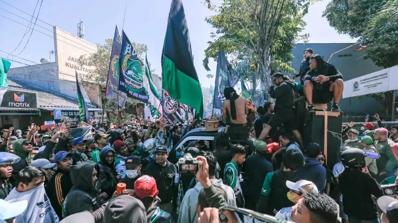 Demo Bonek