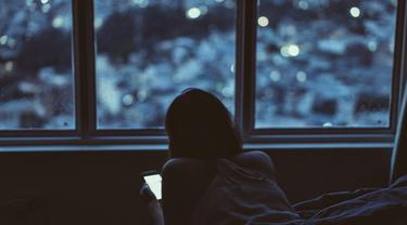 8 Cara Selain Marah Untuk Menghadapi Pacar Yang Nggak Ada Kabar