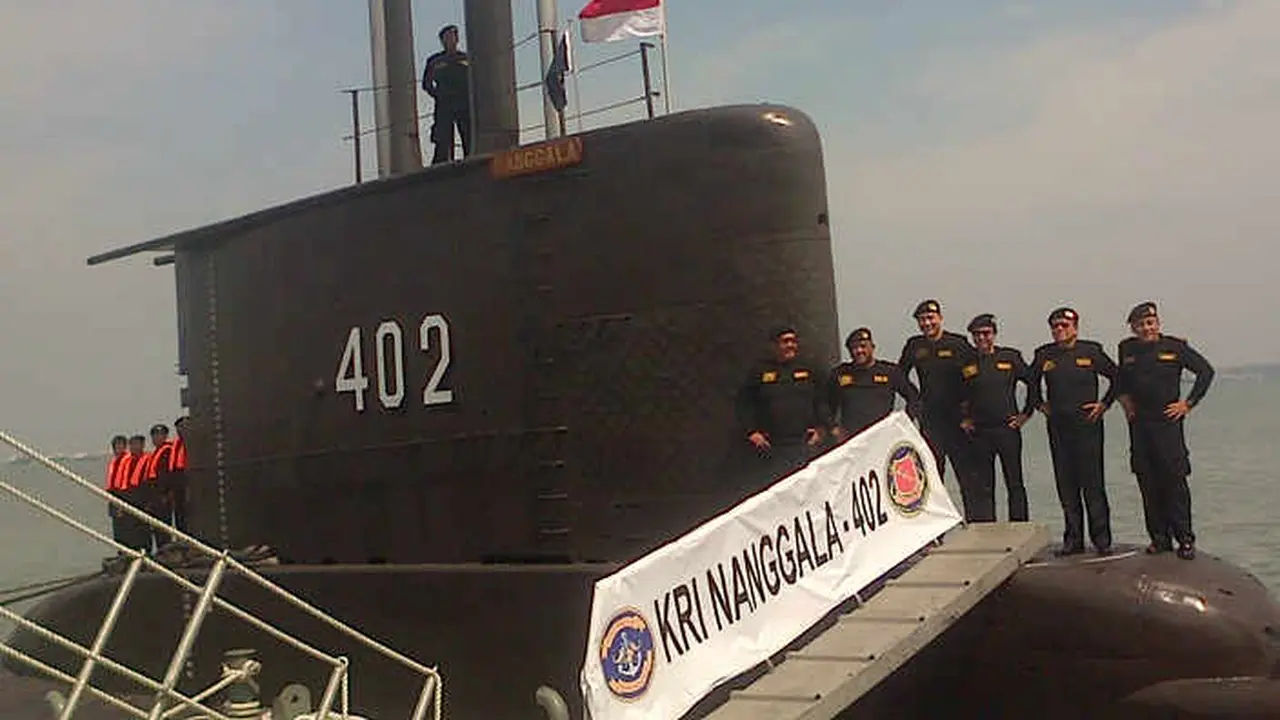 6 menteri mendapatkan brevet Hiu Kencana