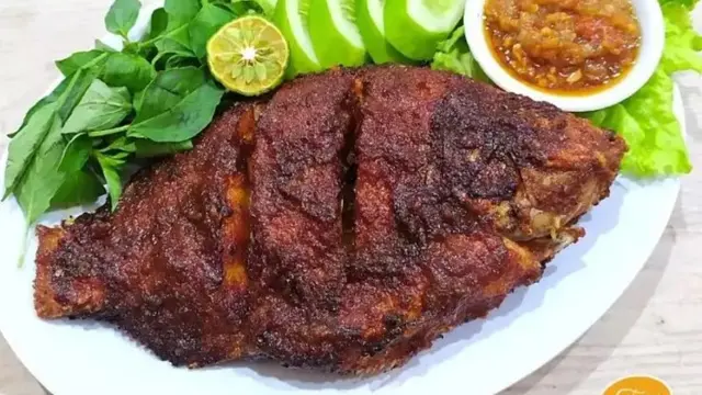 Nila Bakar Kecap.  foto: Instagram @hartatitrifena