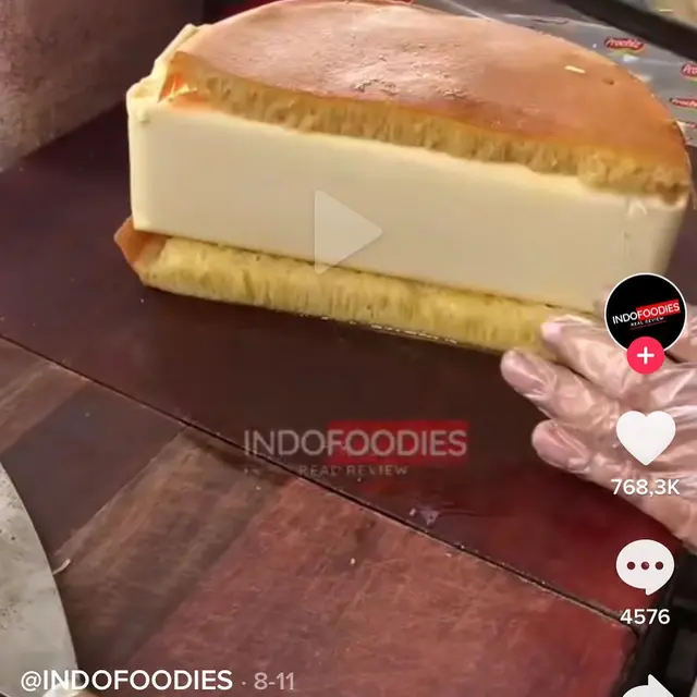 6 Potret Makanan dengan Keju Berlimpah Ini Bikin Eneg, Porsinya Banyak Banget