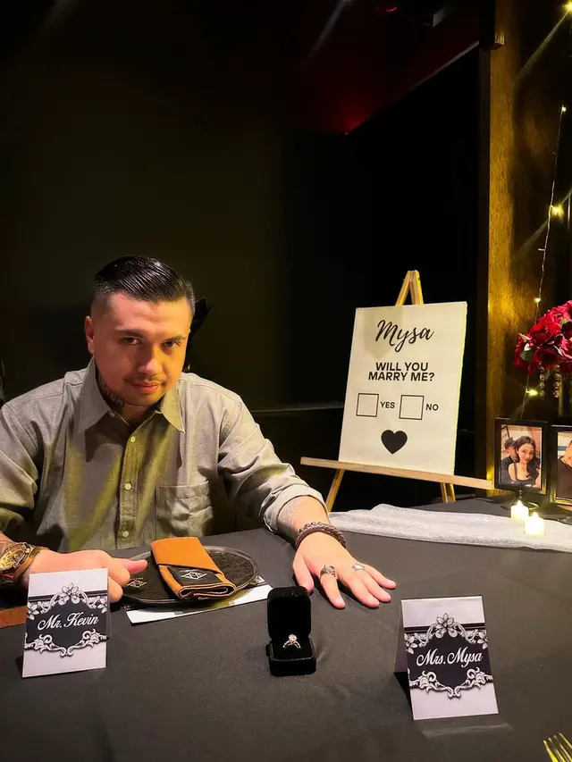6 Potret Bahagia Mawar AFI Dilamar Kekasih, Momen Romantis yang Menyentuh