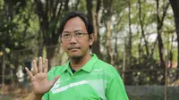 Sekretaris Persebaya Surabaya, Rahmad Sumanjaya mengecam rencana Tim Transisi menggelar Kongres Luar Biasa PSSI. Hal ini disebutnya telah menyalahi aturan. (Bola.com/Zaidan Nazarul)