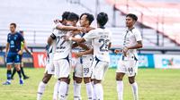Foto Para pemain PSIS Semarang merayakan gol yang dicetak Rahmad Hidayat ke gawang Persela Lamongan (Dok. PSIS Semarang)