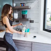 Protein berperan dalam menunjang pertumbuhan, pembentukan sistem kekebalan tubuh, hormon, enzim, dan berbagai jaringan tubuh. (Foto: Unsplash/Lyfefuel)