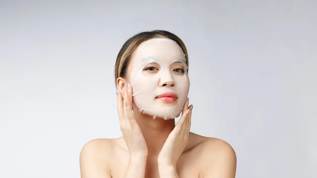 ilustrasi Jenis sheetmask sesuai kandungannya untuk mengatasi masalah kulit tertentu/Mix and Match Studio/shutterstock