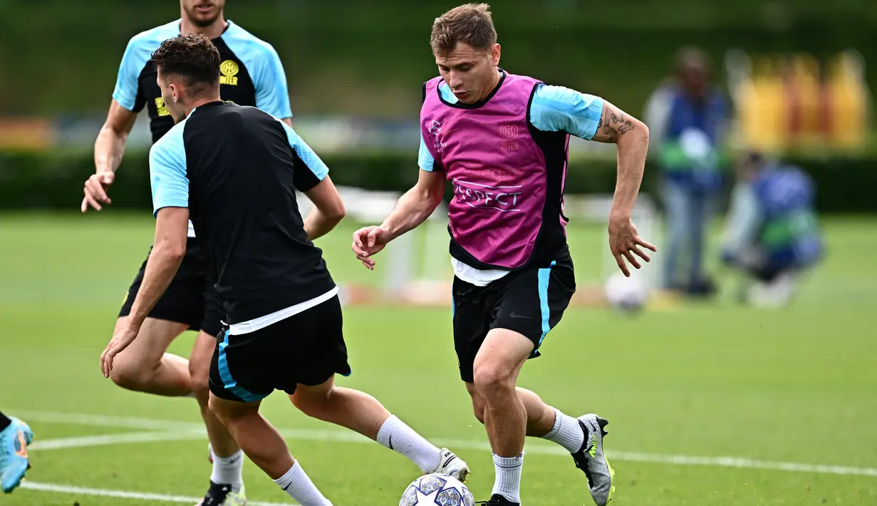 <p>Liga Champions 2009-2010 menjadi kali terakhir Inter mengangkat trofi Si Kuping Besar. (AFP/Gabriel Bouys)</p>