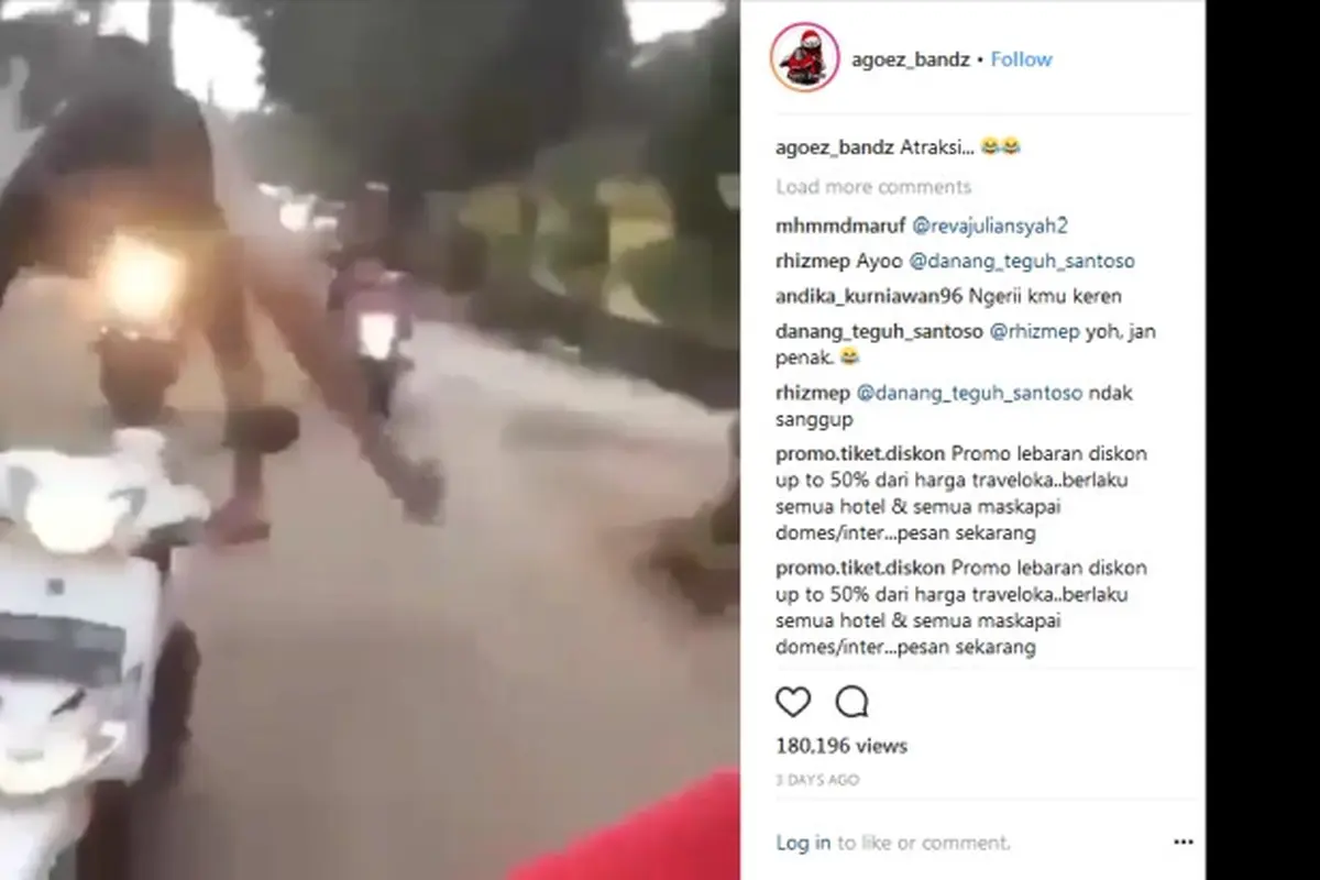 Bocah terjatuh saat mencaoba atraksi di atas sepeda motor