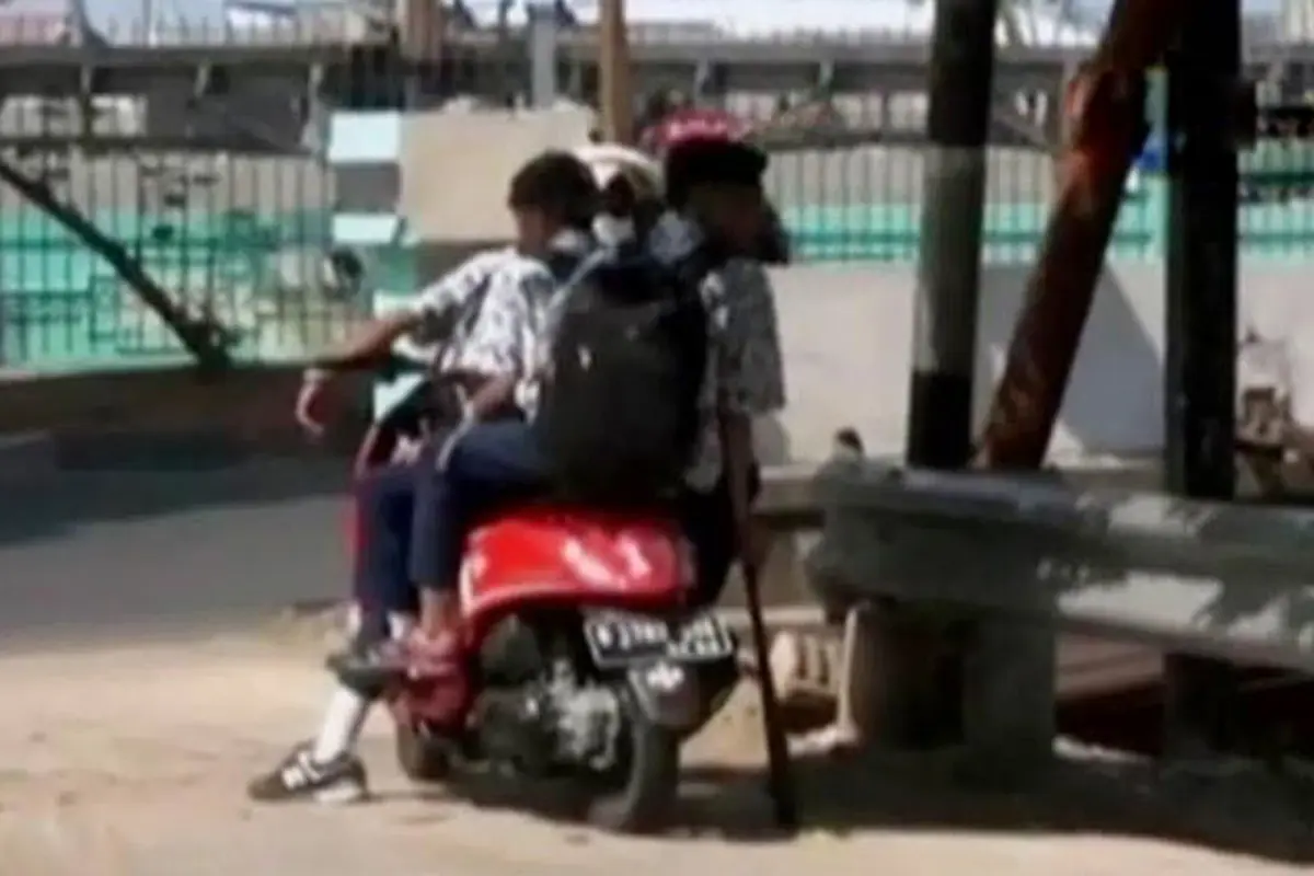 Tawuran Pelajar di Jakarta hingga Pakaian Tuk-Tuk Khas Thailand