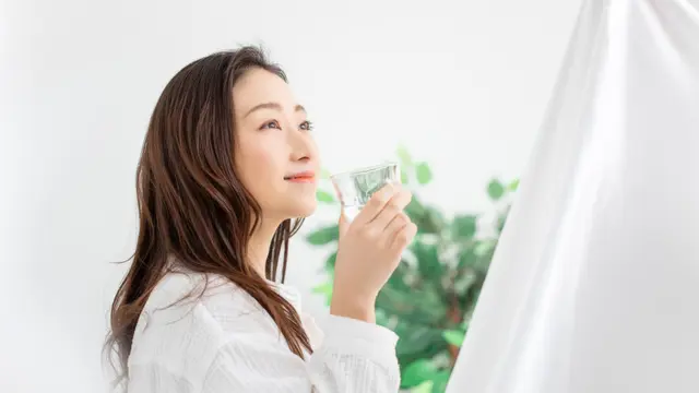 Jangan Lupa Jaga Asupan Air Mineral Harian