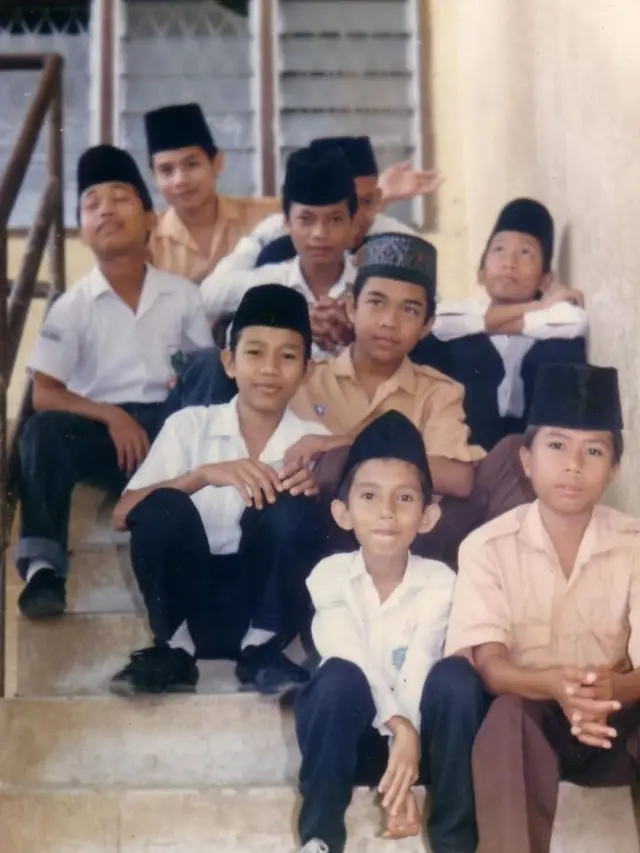 Baru Menikah, Ini 6 Potret Lawas Ustaz Abdul Somad yang Gayanya Curi Perhatian