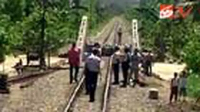Jembatan Merbau Ambruk, Aktivitas Lumpuh Sebulan