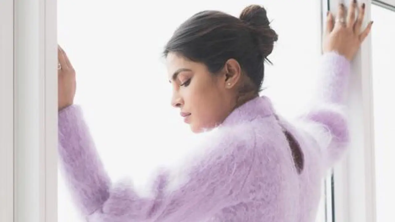 [Bintang] Alasan Priyanka Chopra Rela Tak Dibayar di Film Bhaarat