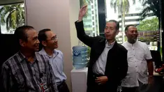 Empat pimpinan KPK bersilaturahmi dengan para pegawai dan wartawan, Jakarta, Senin (4/8/14). (Liputan6.com/Miftahul Hayat)