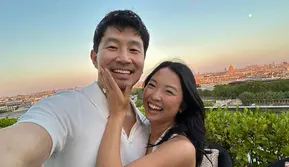 Simu Liu Resmi Menikah dengan Allison Hsu di Prancis