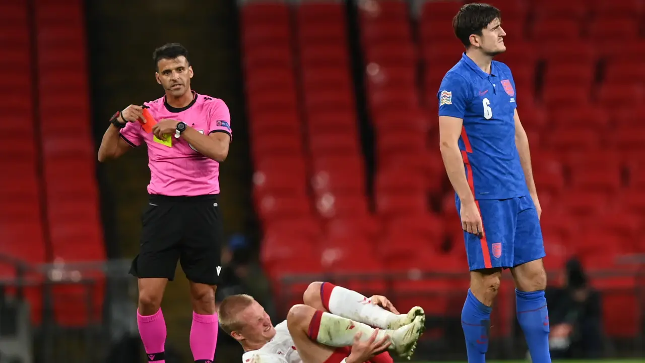 Bek Timnas Inggris, Harry Maguire.