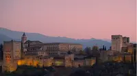 Keseluruhan Istana Alhambra yang menjadi lokasi syuting drama terbaru Park Shin Hye (dok. Instagram @christiangodoy75/https://www.instagram.com/p/BsvPafgF4un/Esther Novita Inochi)