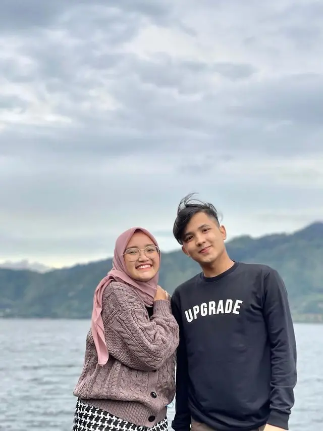 Jirayut dan Nabila. (Foto: Instagram @jirayutdaa4official)