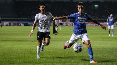 Foto: Tak Ada Pemenang di Laga Panas Persib Bandung Kontra Bali United di Grup C Piala Presiden 2022