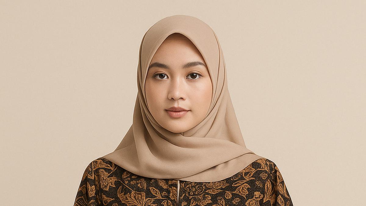 7 Model Tunik Batik Longgar Lengan Bishop untuk Tampilan Anggun &amp; Syar’i