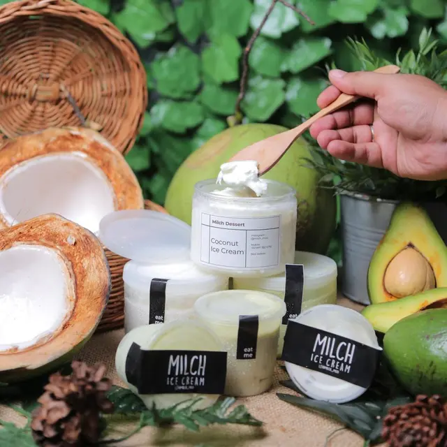 Es krim Milch kelapa/dok. Instagram @milch_moo