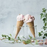 Ilustrasi es krim. /copyright unsplash.com/heather barners