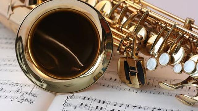 Ilustrasi alat musik