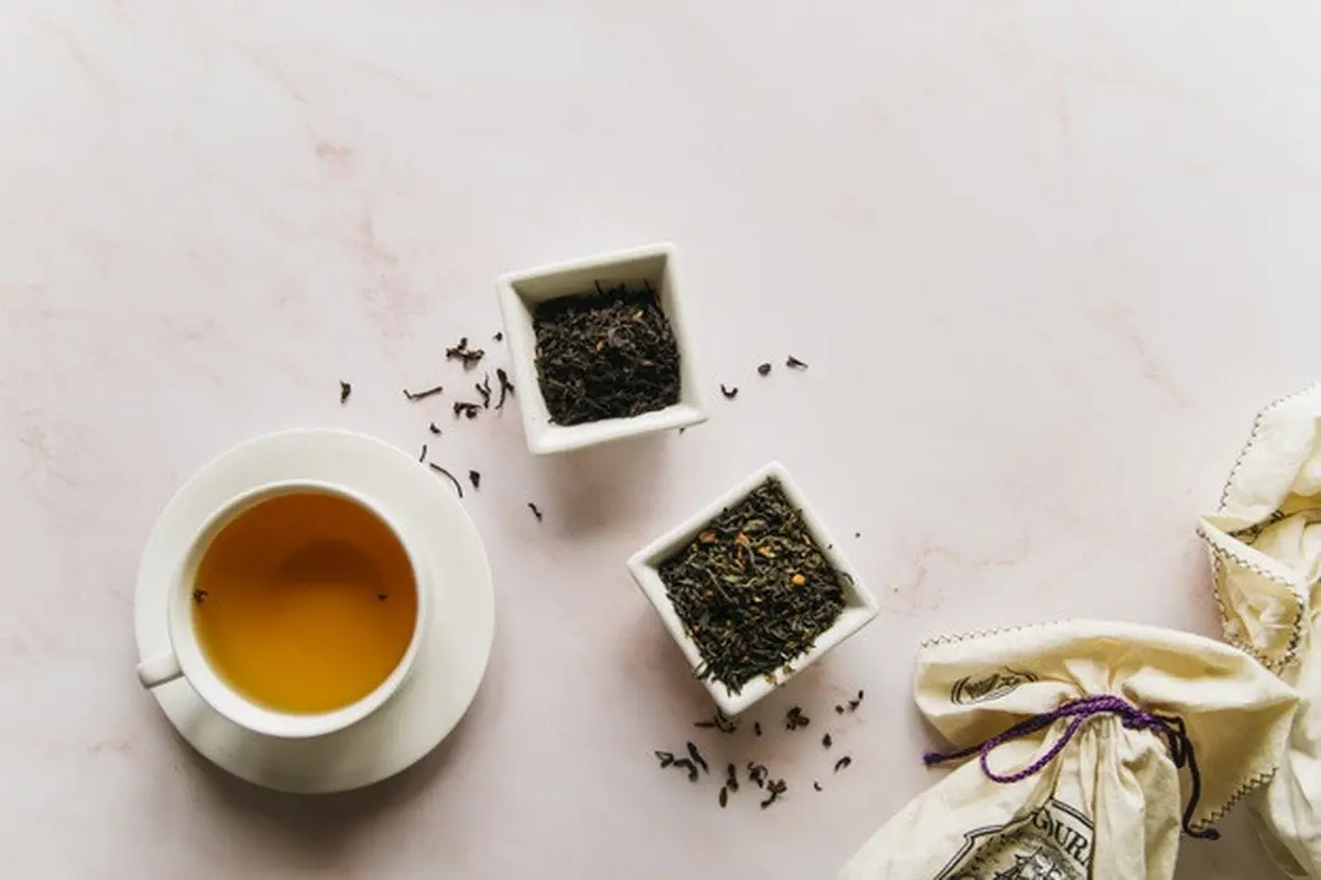Memberikan Anak Teh Herbal