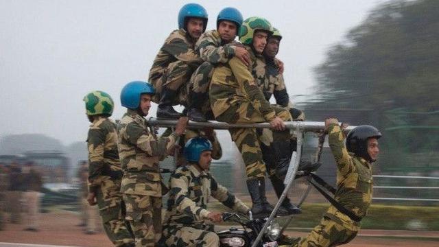 Bikin Bengong, 7 Potret Tak Biasa Orang Bawa Kendaraan