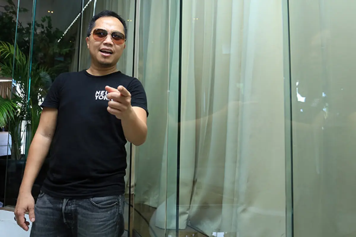 [Bintang] Sandhy Sandoro