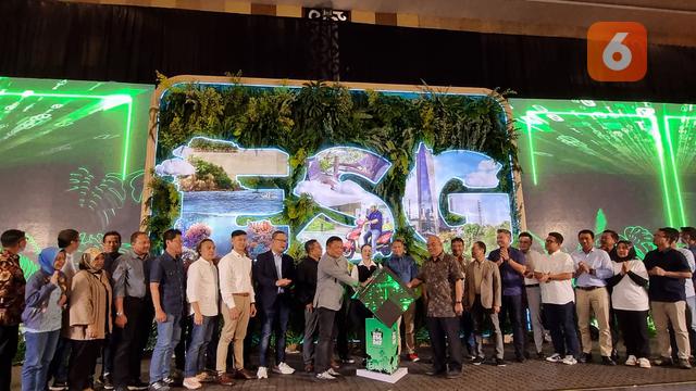 Direktur Utama Telkom Ririek Adriansyah meluncurkan logo ESG Telkom