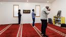 Seperti ketika umat Muslim di Inuvik, Kanada, mengikuti jadwal puasa Ramadan dan salat, dua ibadah yang pelaksanaannya berkaitan erat dengan posisi matahari. (Cole BURSTON/AFP)