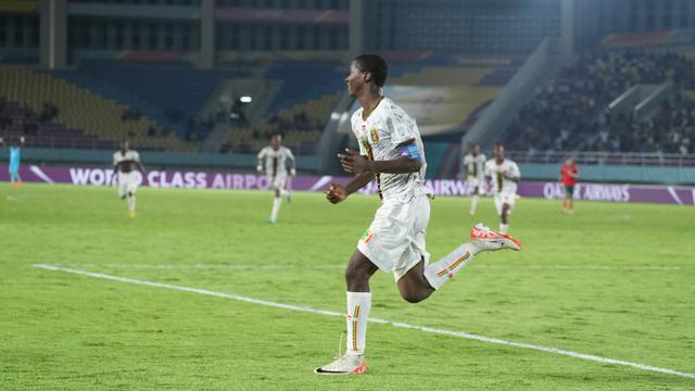 Prancis vs Uzbekistan