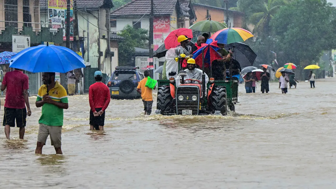 Sri Lanka Dihantam Badai Siklon Ditwah: 56 Orang Tewas, Puluhan Ribu Lainnya Mengungsi