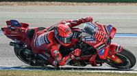 Marc Marquez beraksi bersama Ducati di MotoGP Thailand 2025