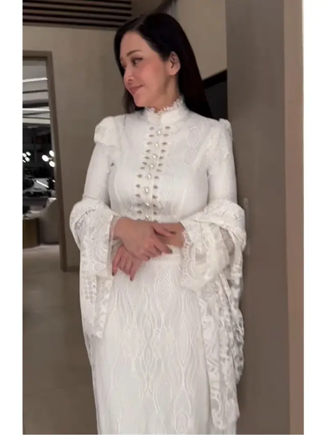 6 Detail Gamis Maia Estianty di Pengajian Al Ghazali, Anggunnya Bikin Terpukau